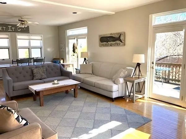 Edgartown, MA 02539,26 Holly Bear Ln