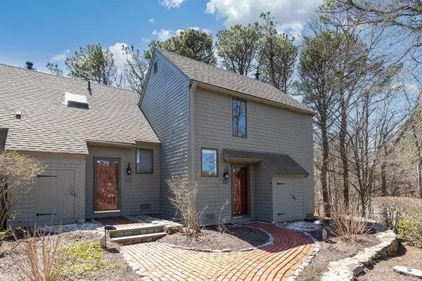 22 Mid Iron Way #7522, Mashpee, MA 02649