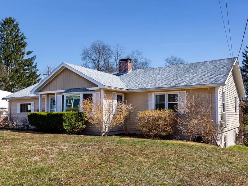 525 Main St, West Newbury, MA 01985