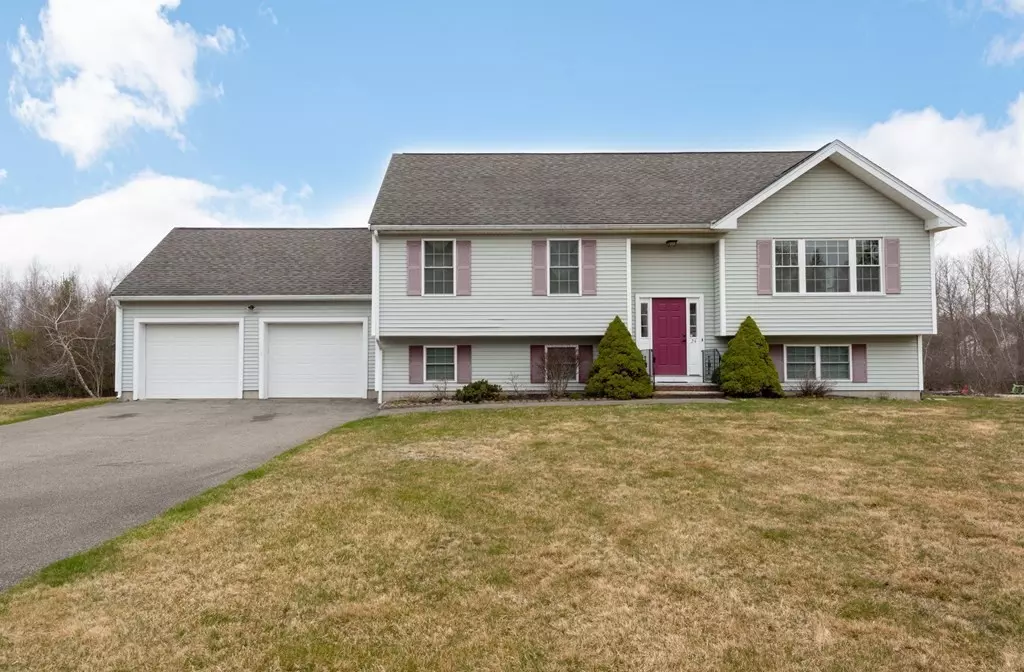 Holbrook, MA 02343,24 Hamilton Way