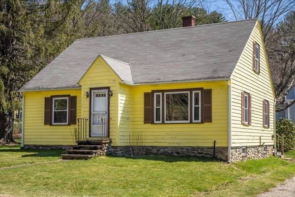 78 Fiske St, Southbridge, MA 01550