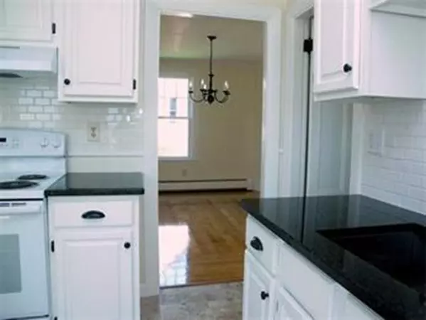 Whitman, MA 02382,25 Pleasant St