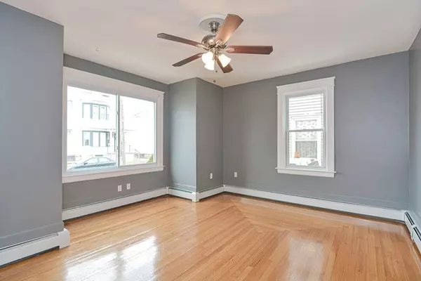 Fall River, MA 02720,949 Locust Street