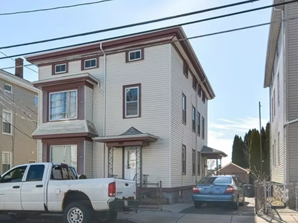 Fall River, MA 02720,949 Locust Street
