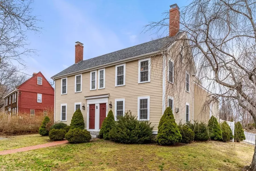 446 Main St #B, West Newbury, MA 01985