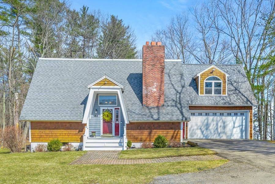 52 Kimball Rd, Amesbury, MA 01913