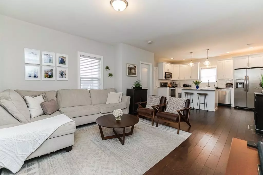 Newton, MA 02458,72 Allison St #1