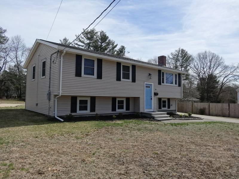 18 Phillips Street, Rockland, MA 02370