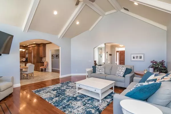 East Longmeadow, MA 01028,68 Senecal Place