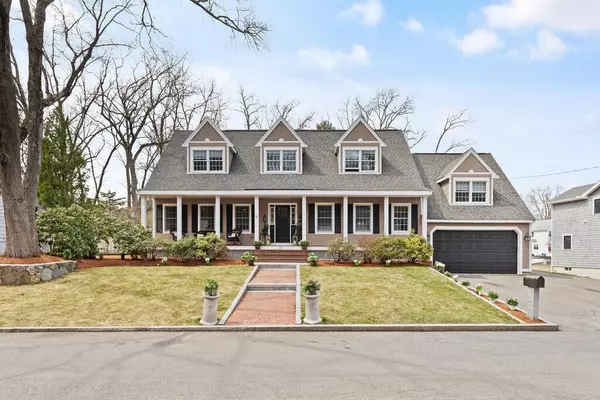 27 Plymouth Rd, Wakefield, MA 01880