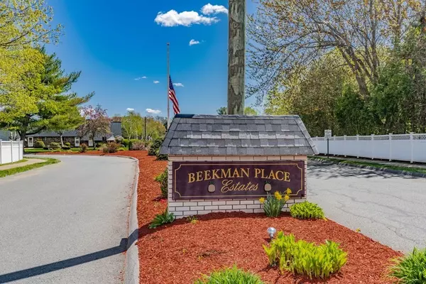 70 Beekman Dr #70, Agawam, MA 01001