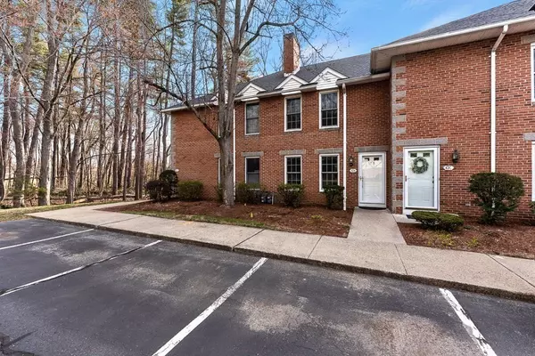 17B Mansion Woods Drive #B, Agawam, MA 01001