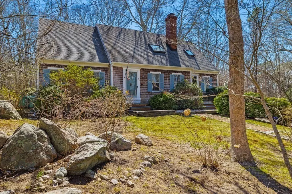 Falmouth, MA 02540,54 Upland Ave