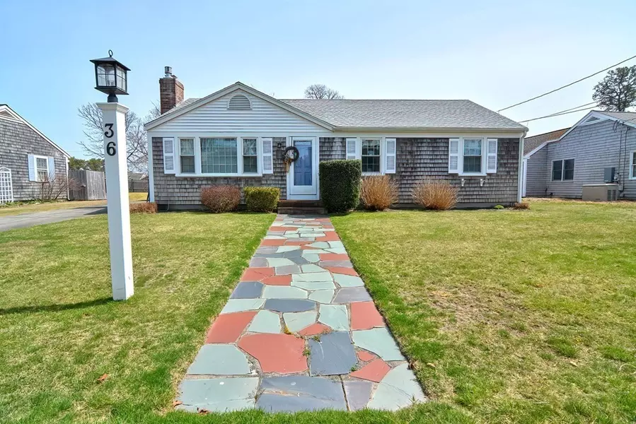 36 Easy St., Dennis, MA 02639