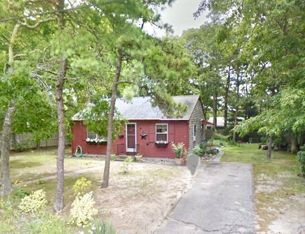 10 Vacation Ln, Yarmouth, MA 02673