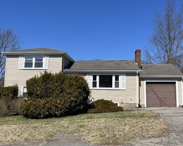 49 Rose Way, Holbrook, MA 02343