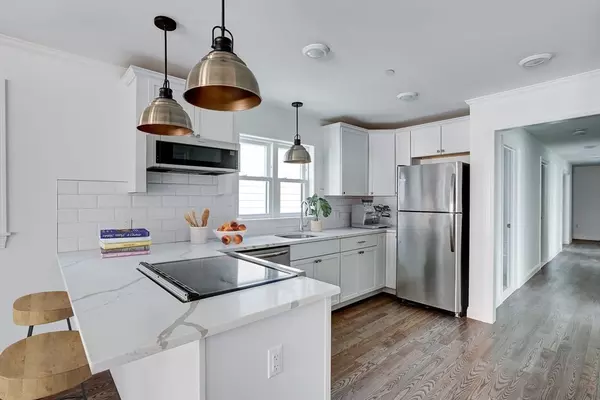 Boston, MA 02128,33 Leyden St #4