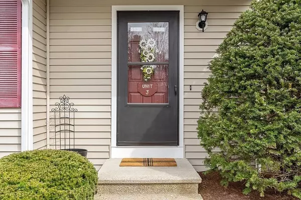 Pepperell, MA 01463,10 Cottage Street #J