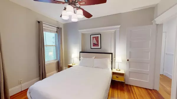 Boston, MA 02125,30 Roseclair #1