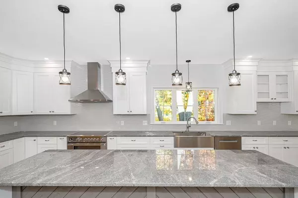 Reading, MA 01867,19 Joy Lane