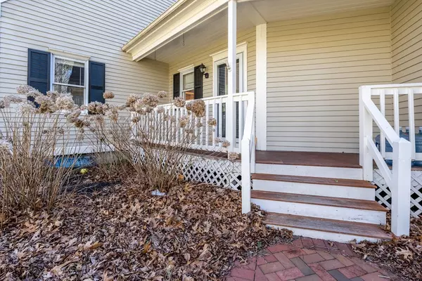 Sandwich, MA 02563,9 Rolling Ridge Ln