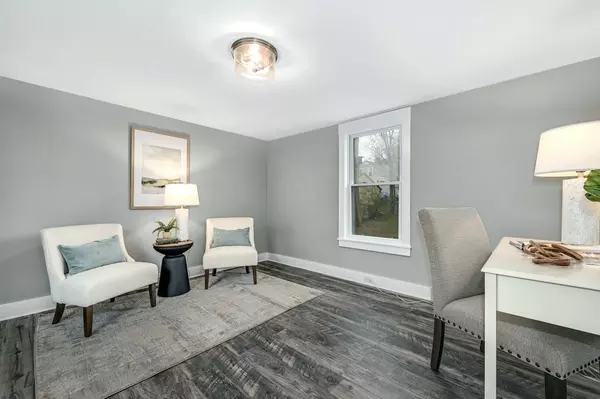 Holliston, MA 01746,127 Union St