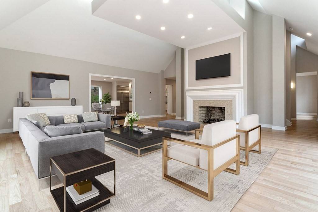 4 The Fairways, Ipswich, MA 01938