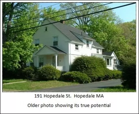 Hopedale, MA 01747,191 Hopedale St