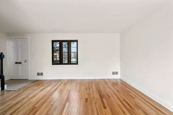 Watertown, MA 02472,47 Pierce Road #47