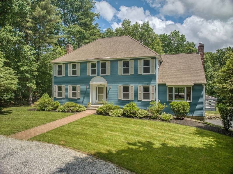 43 Candleberry Ln, Harvard, MA 01451