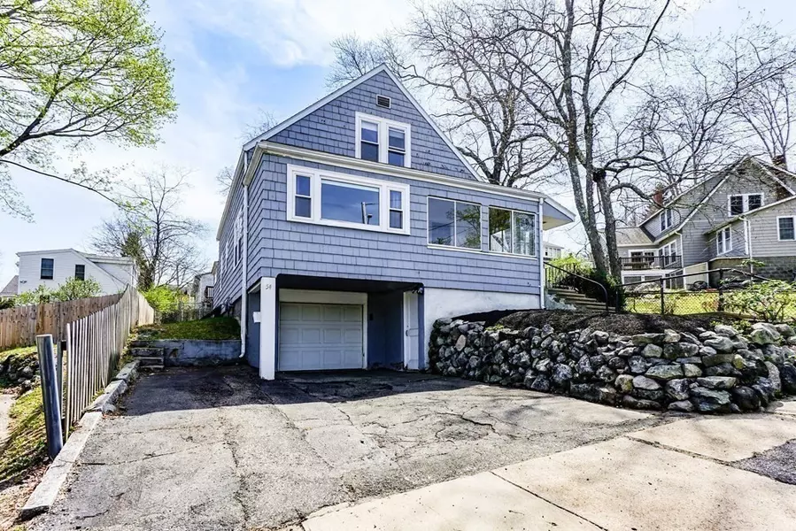 54 Dundee Road, Arlington, MA 02476