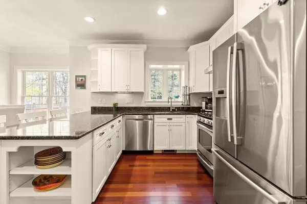 Hamilton, MA 01982,1 Junction Ln #1