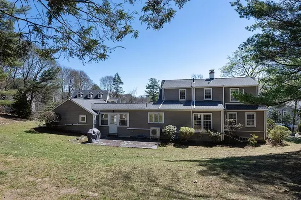 Lexington, MA 02420,1 Braemore Ter