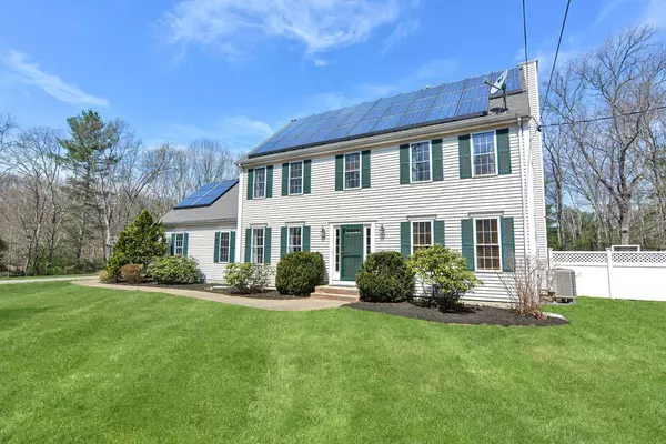 120 Mill St, Franklin, MA 02038