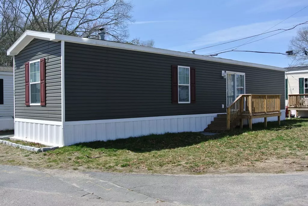 Wareham, MA 02538,32 Buchanan #32
