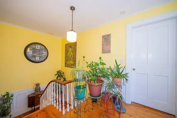 Brookfield, MA 01506,38 W Main St