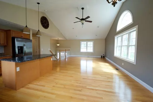 Hubbardston, MA 01452,81 Mount Jefferson Rd