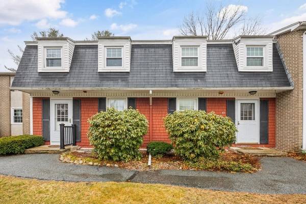 15 Cannongate Rd #43, Tyngsborough, MA 01879