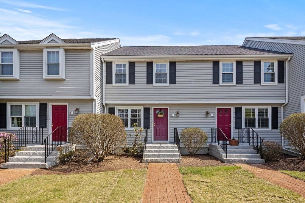 161 Winter St #18, Hanson, MA 02341