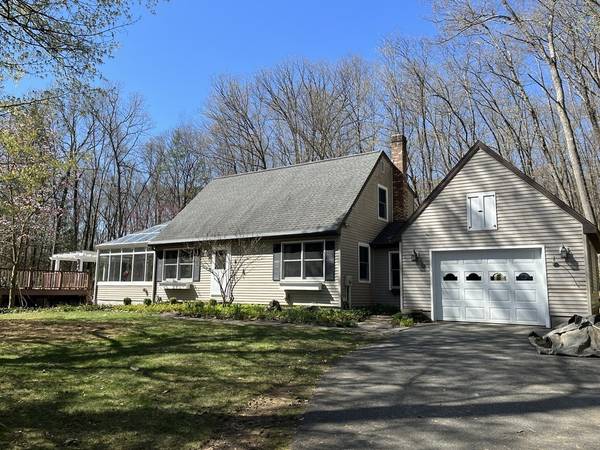 117 Stillwater Rd, Deerfield, MA 01373