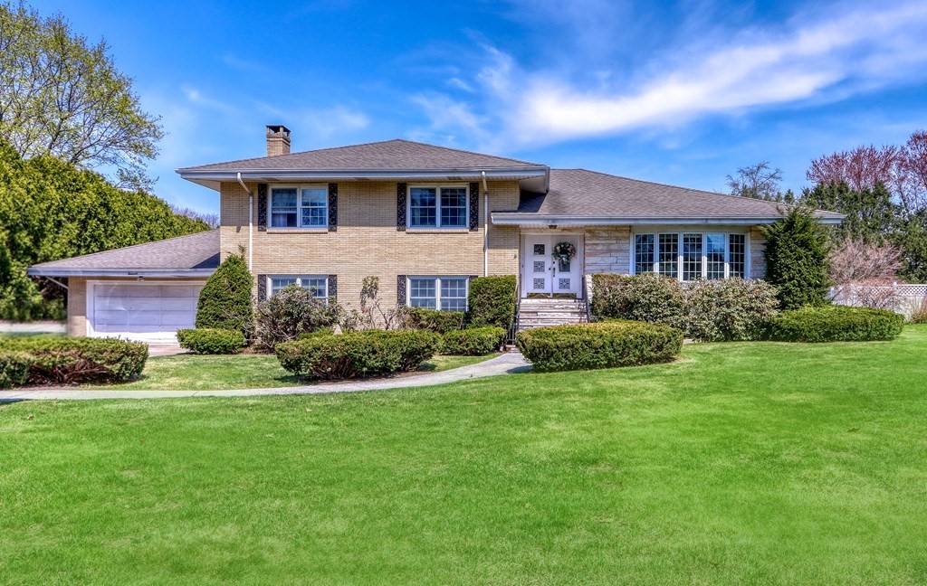 14 Phillips Brooks Road, Westwood, MA 02090