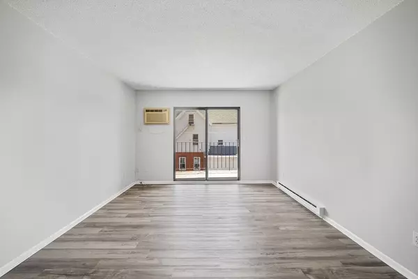 Cambridge, MA 02140,2353 Massachusetts Avenue #34