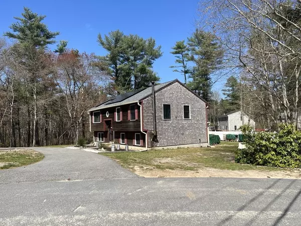 Wareham, MA 02576,6 Trout Farm Way