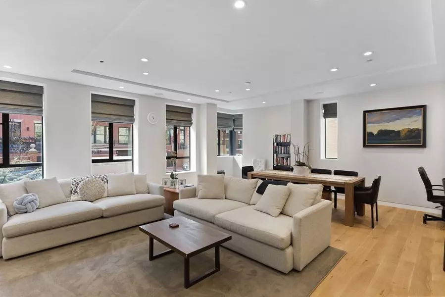 451 Marlborough St #1W, Boston, MA 02115