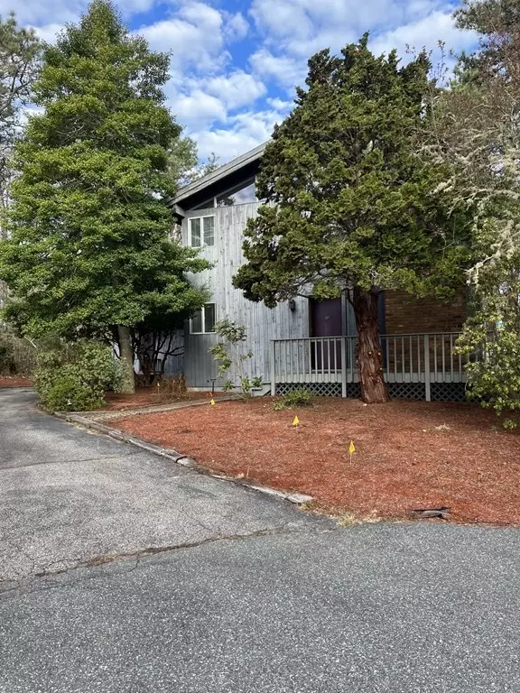 Mashpee, MA 02649,1 Summersea Road