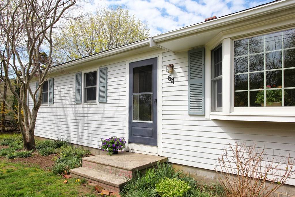 64 John Parker Rd, Falmouth, MA 02536
