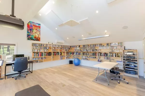 Wellfleet, MA 02667,75 Richman Lane