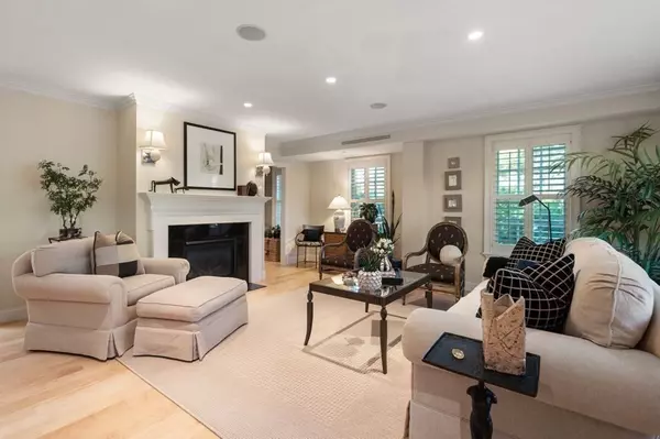 Newton, MA 02459,350 Boylston St #302