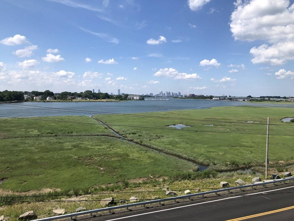 133 Commander Shea Blvd #407, Quincy, MA 02171