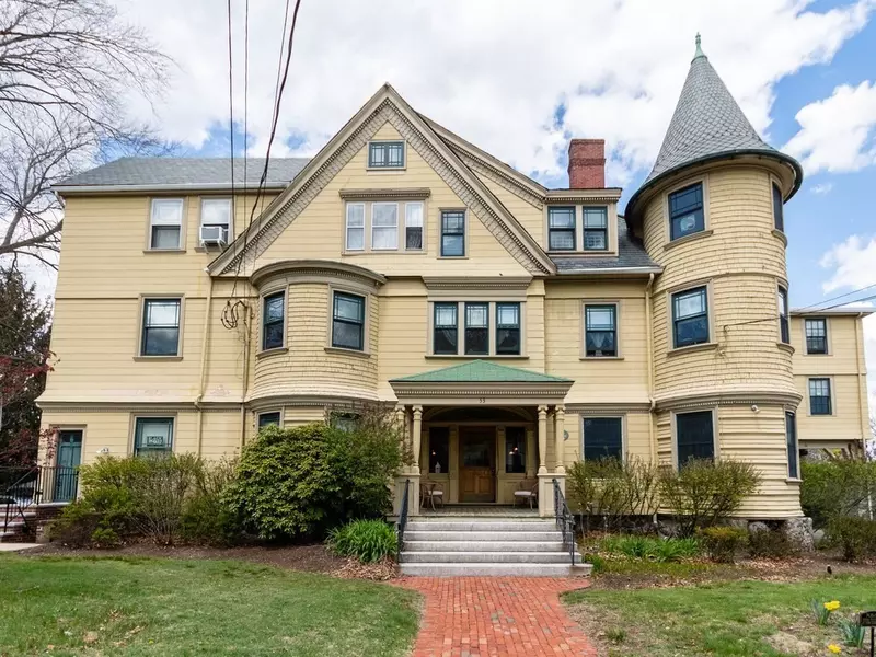 49-53 Appleton #7, Arlington, MA 02476